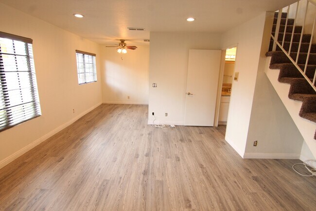 Building Photo - 4721 Kester Ave