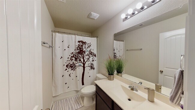Building Photo - 29611 Nossers Ct