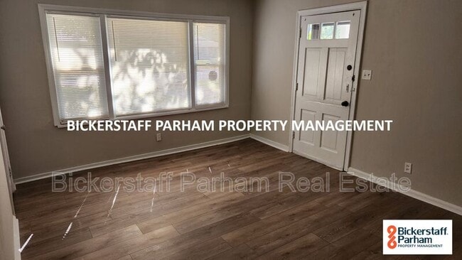 Building Photo - 3923 Trask Dr