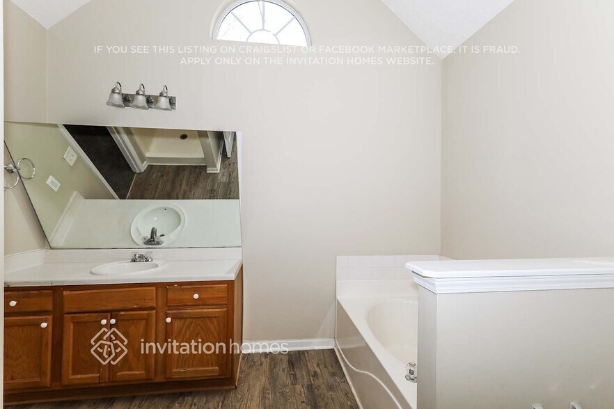 Building Photo - 175 Dillion Dr