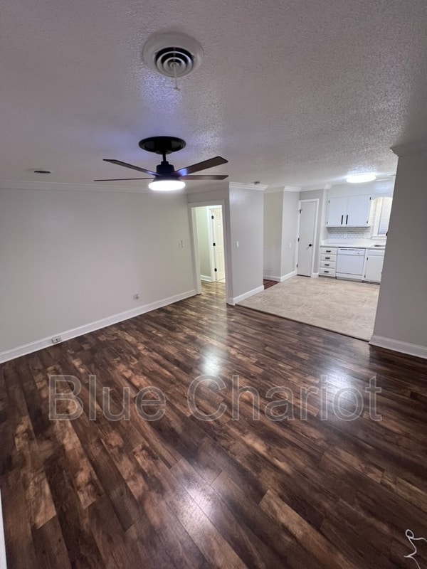 Building Photo - 4100 Pittsford Rd