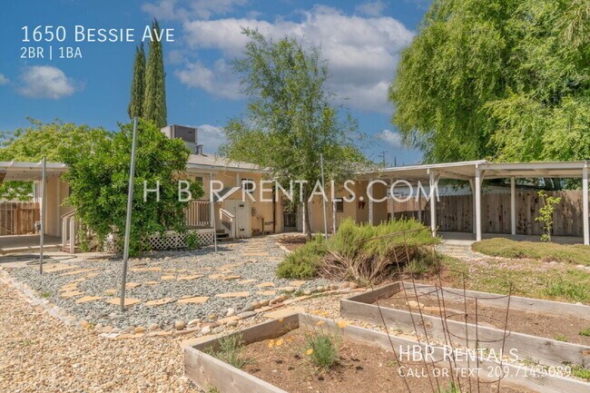 Building Photo - 1650 Bessie Ave