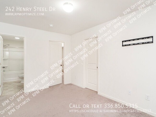 Building Photo - 242 Henry Steel Dr