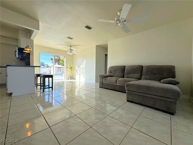 Building Photo - 242 Seminole Blvd NW