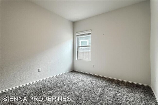 Building Photo - 7213 Tonka Ln