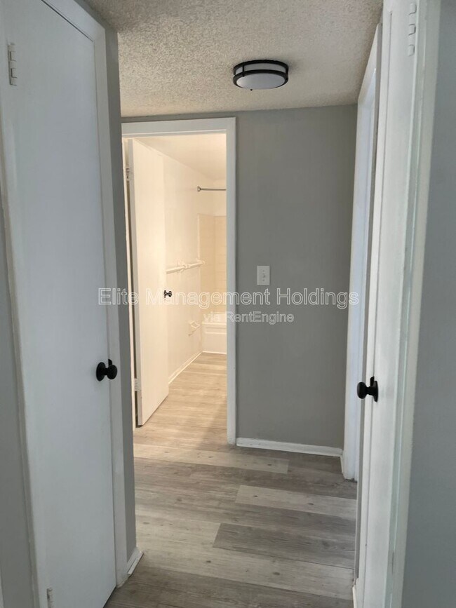 Building Photo - 1755 6th Ave