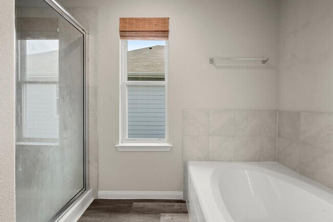 Building Photo - 22127 Regal Heights Dr