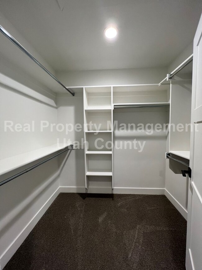 Building Photo - New AF Townhome