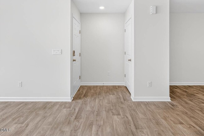 Building Photo - 8535 Beckett Chase Wy