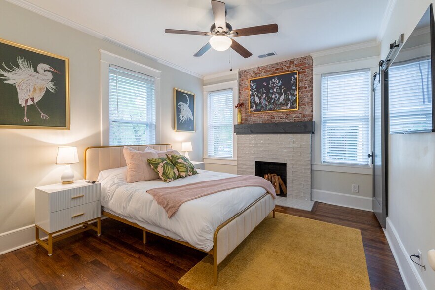 Building Photo - 2118 Higbee Ave