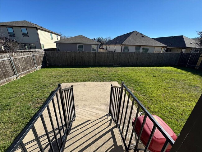 Building Photo - 7607 Lazy Creek Dr