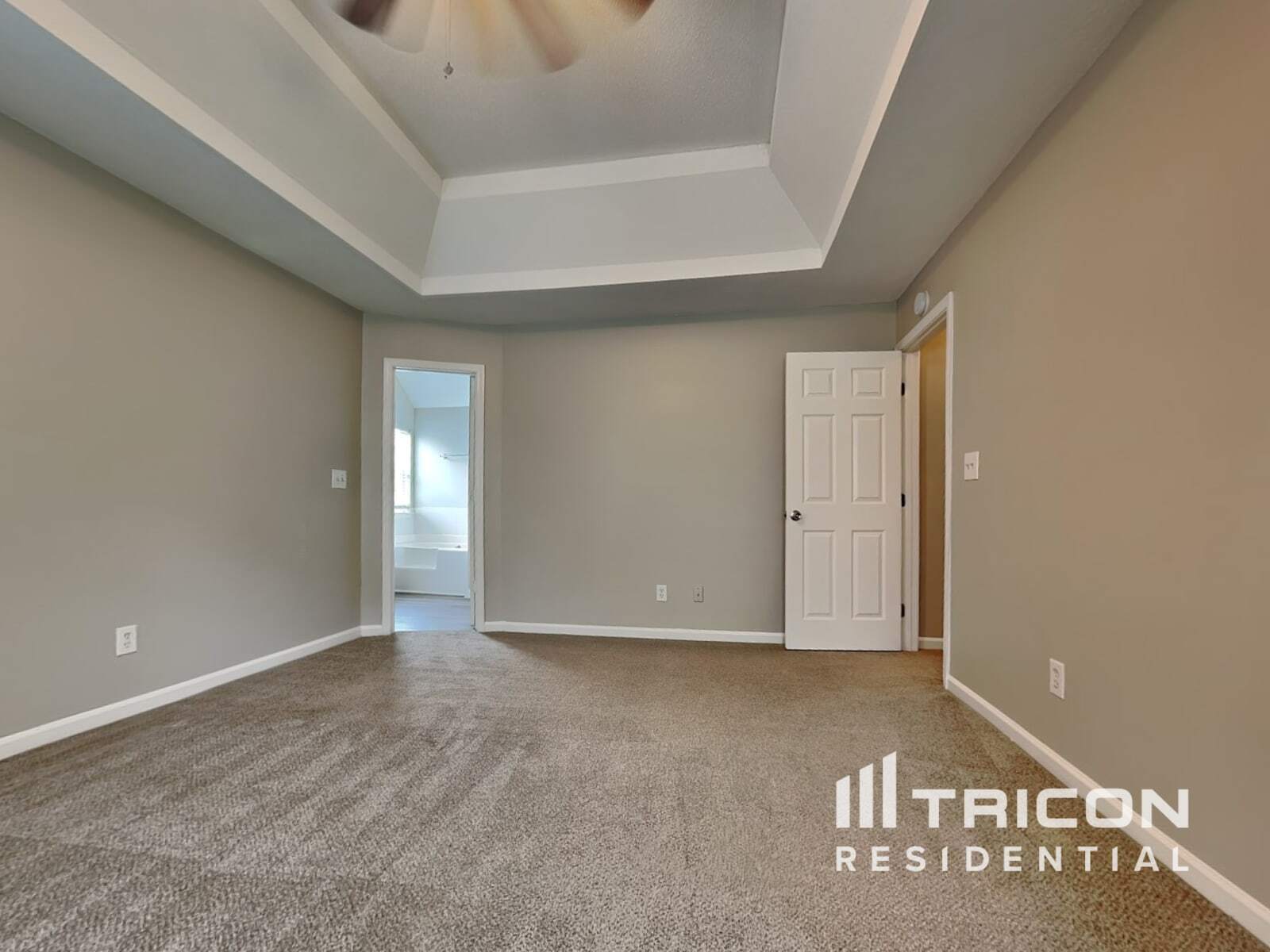 Building Photo - 718 Fletcher Dr