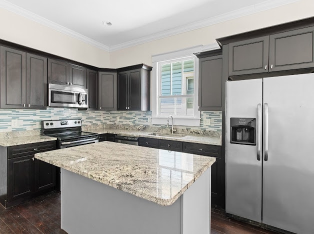 Building Photo - 2516 N Roman St