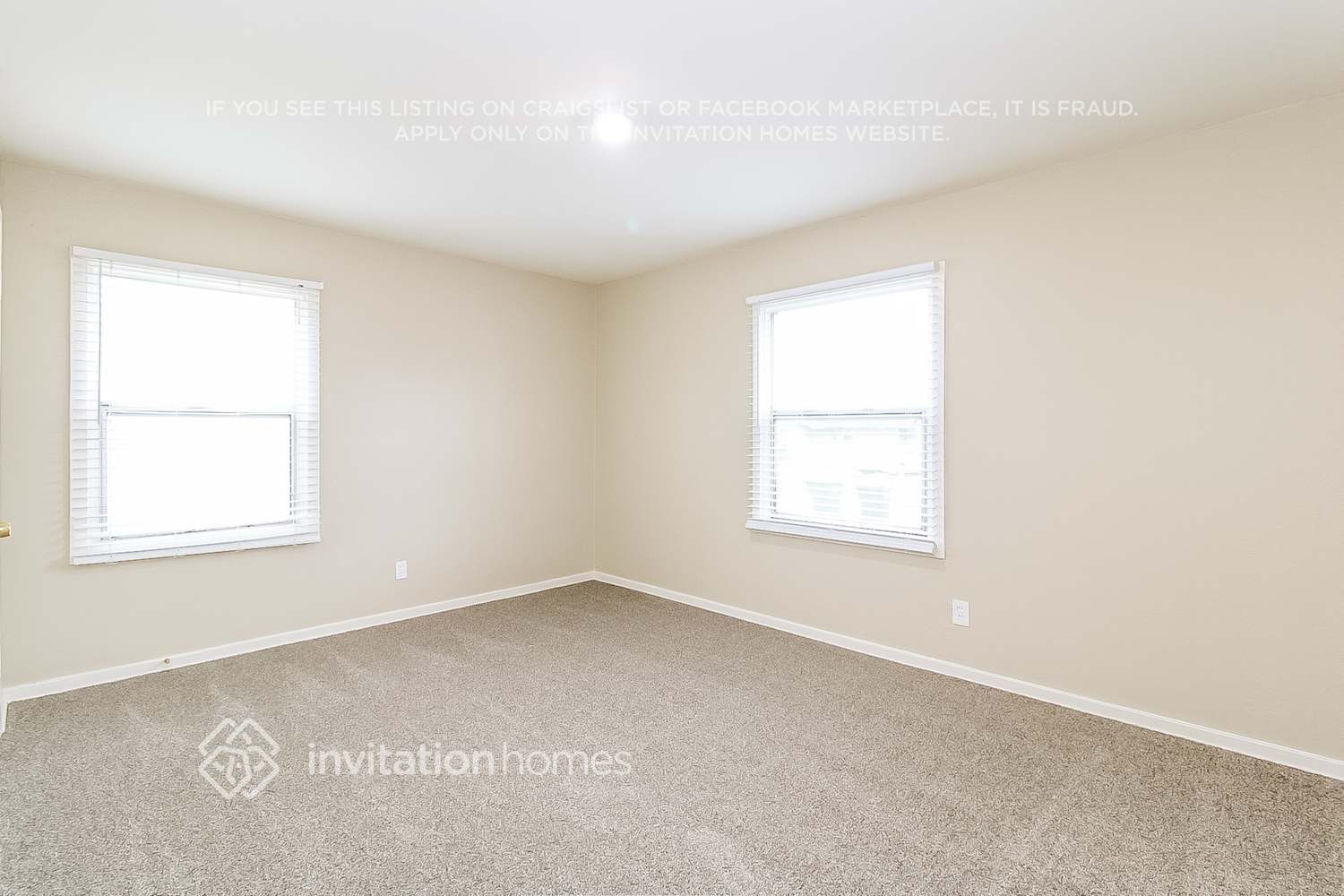 Building Photo - 2223 Juliesse Ave