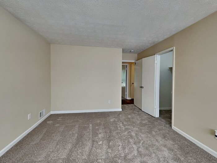 Building Photo - 6928 Cedar Hill Ct