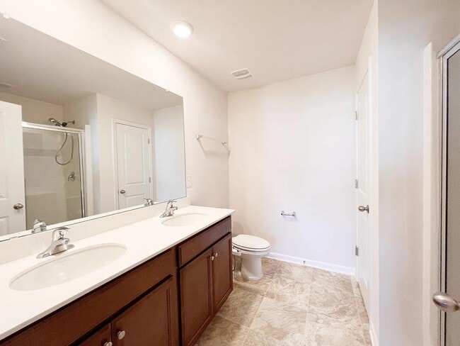 Building Photo - 127 Poplarville Dr