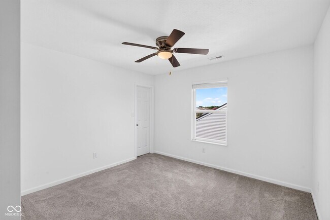 Building Photo - 10106 Falls Canyon Ln