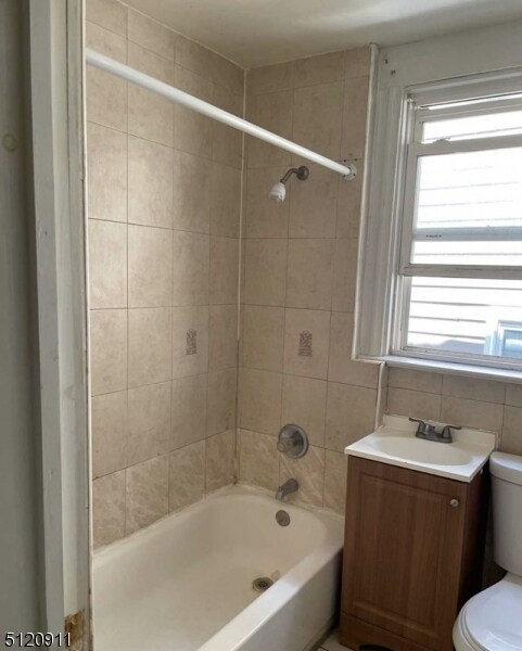 Building Photo - 262 Amherst St