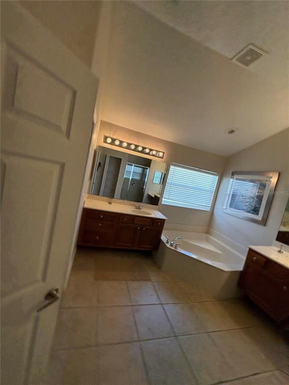 Building Photo - 9718 Pineola Dr