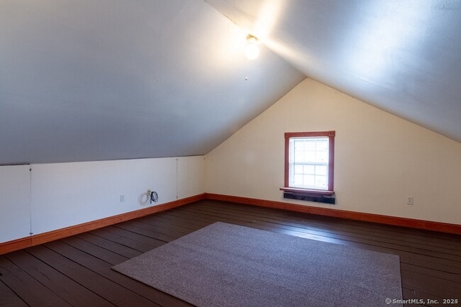 Building Photo - 393 Plainville Ave