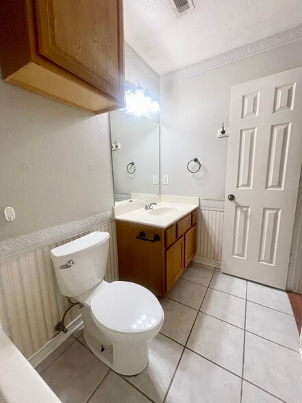 Second Bathroom - 1412 Kernstown Ln