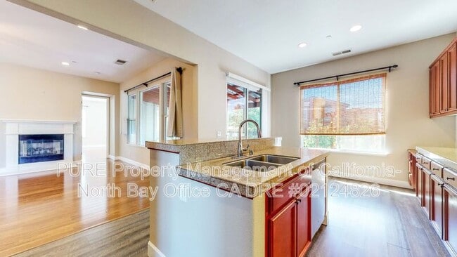 Building Photo - 8744 Merlot Way