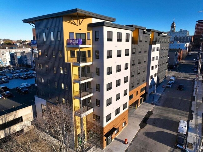 Primary Photo - Fully Furnished 2BR condo for rent