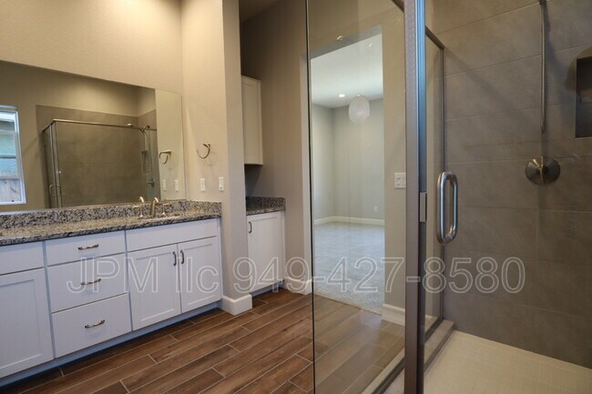 Building Photo - 12925 Sapphire Point Dr