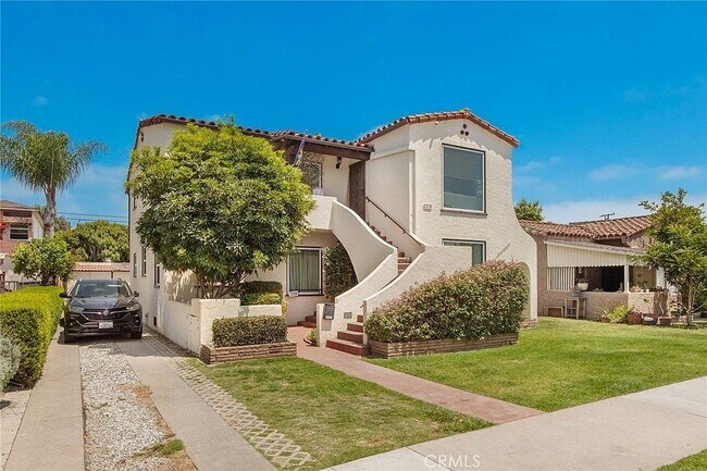 Building Photo - 2252 Magnolia Ave