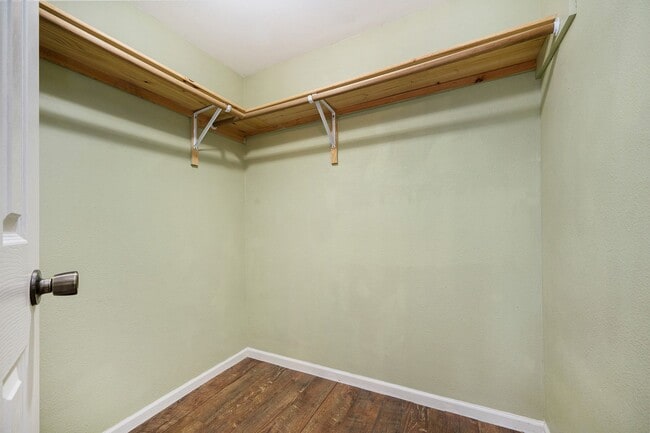 Building Photo - 3BR/2BA in Gladstone