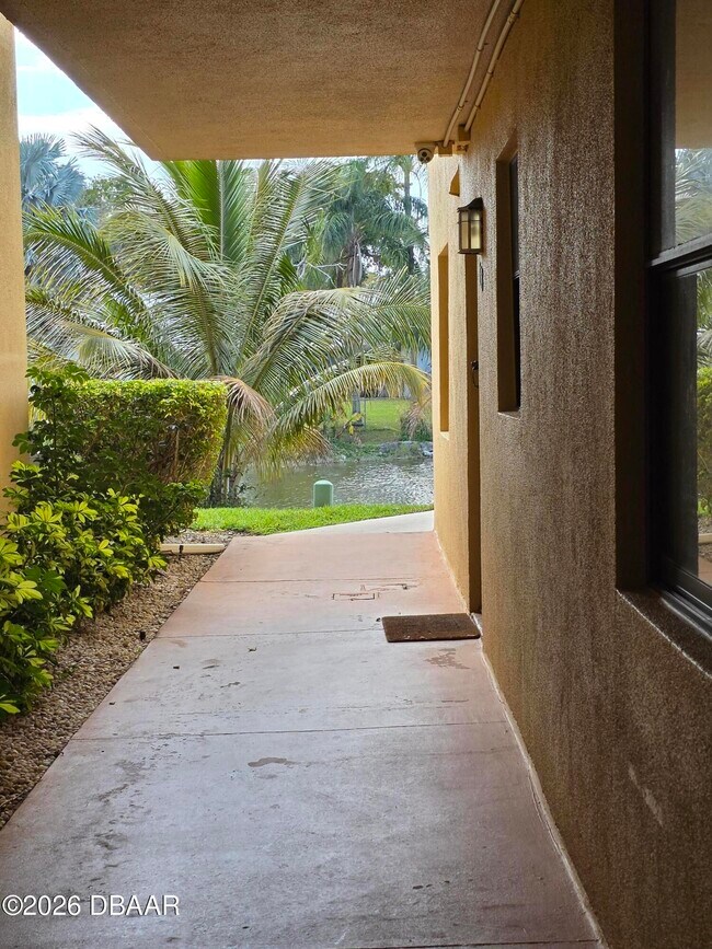 Building Photo - 11453 NW 39th Ct