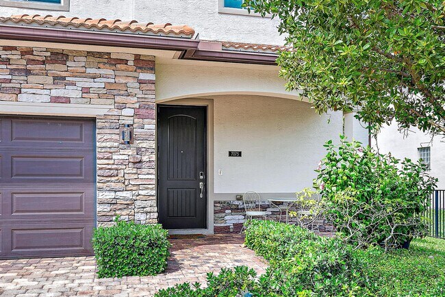Building Photo - 7075 Limestone Cay Rd