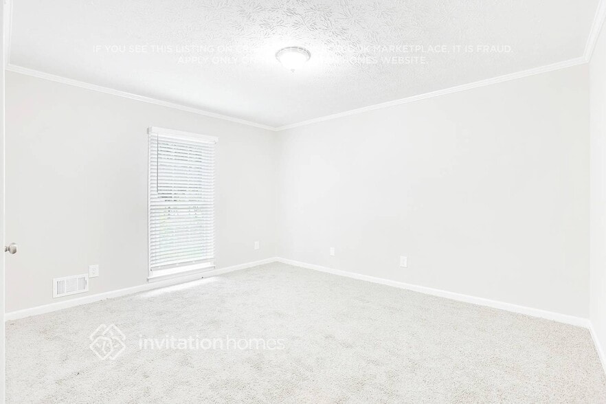 Building Photo - 562 Rollingwood Dr