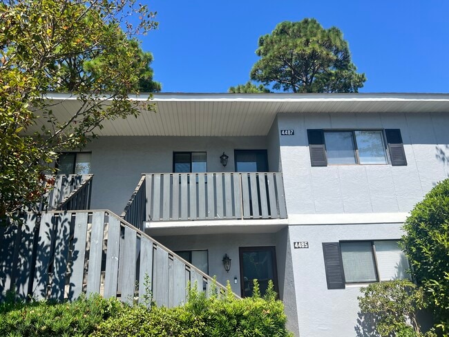 Building Photo - 4487 Holly Tree Rd