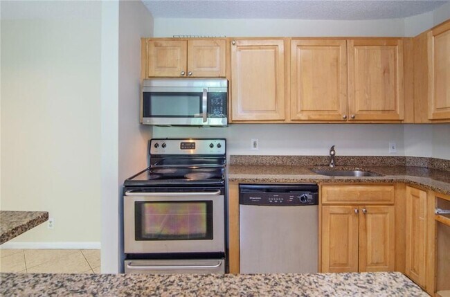 Building Photo - 10701 Cleary Blvd