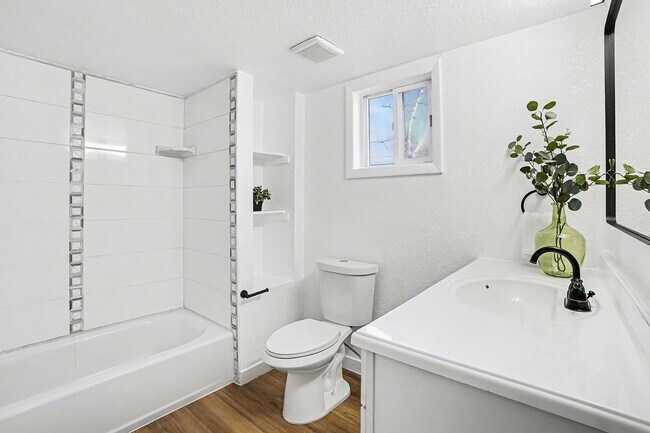 Building Photo - Remodeled 3-Bedroom Home with Private Yard & 2-Car Garage in Berkeley