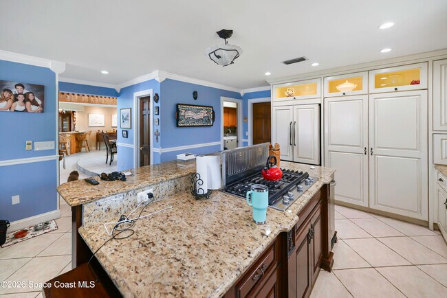 Building Photo - 2230 Sykes Creek Dr