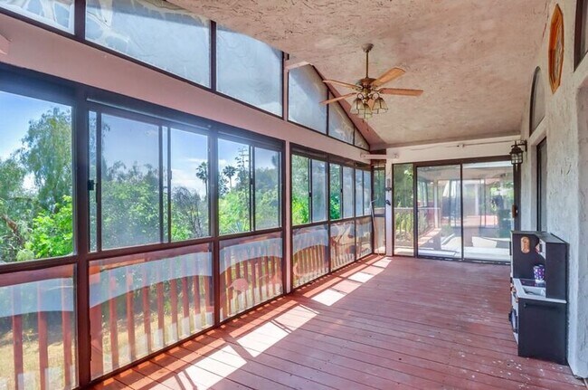 Building Photo - 3289 Altoro Ln