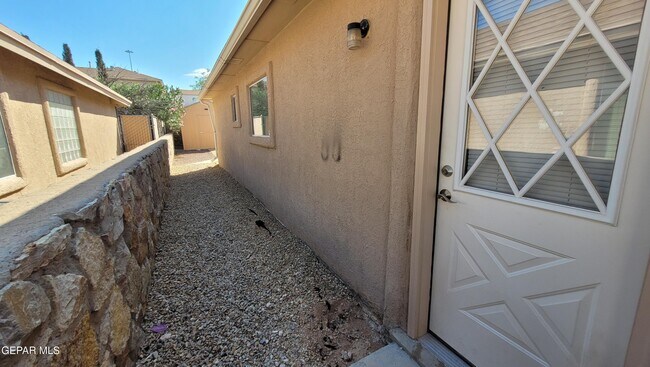 Building Photo - 3536 Mike Godwin Dr