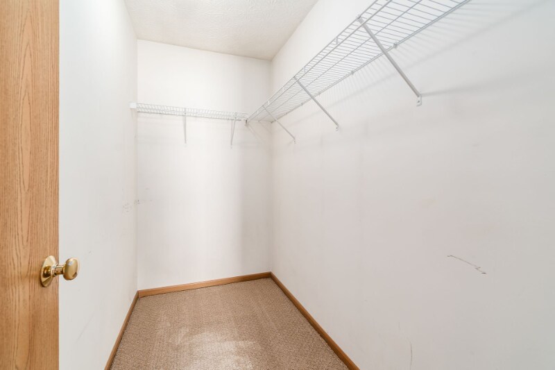 Building Photo - 135 Saratoga St