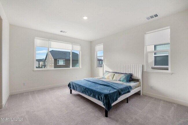 Building Photo - 6747 Ronaldinho Dr