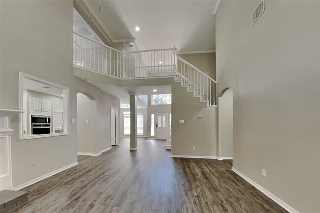 Building Photo - 17126 Hamilwood Dr