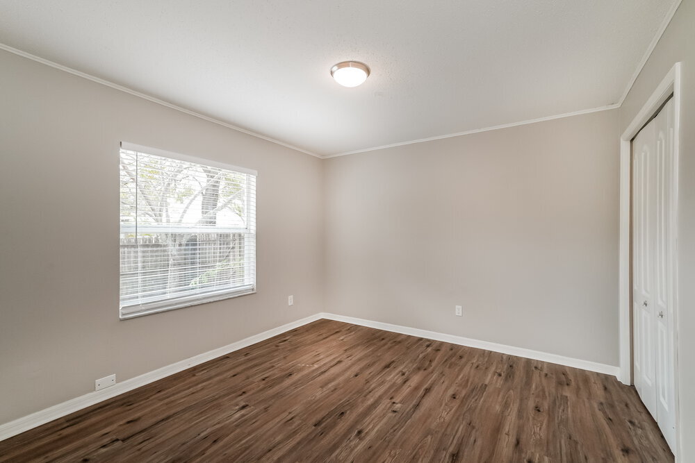 Building Photo - 4640 Burlington Rd