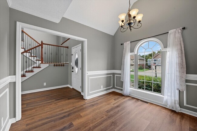 Building Photo - 1484 Apache Way