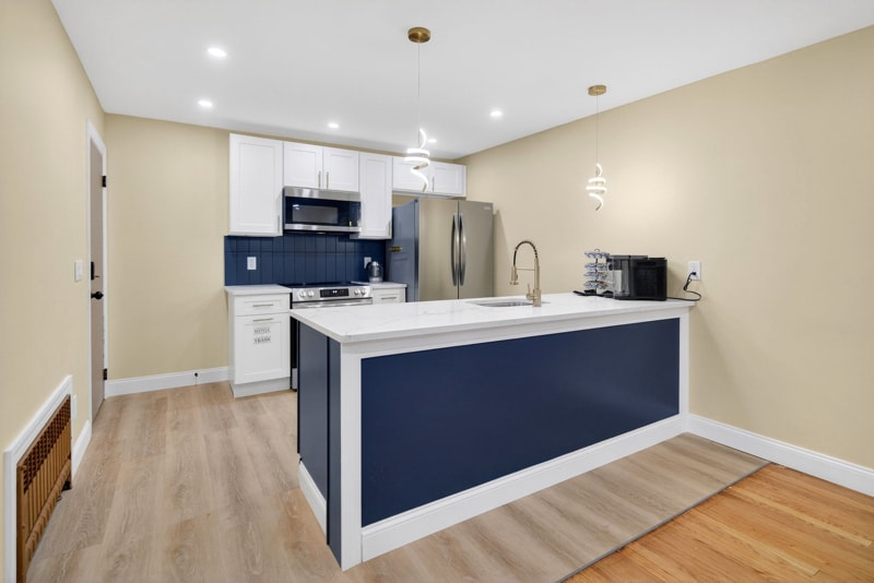 Building Photo - 44 Fullerton St