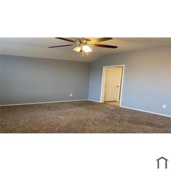 Building Photo - 1506 Canyon Creek Rd