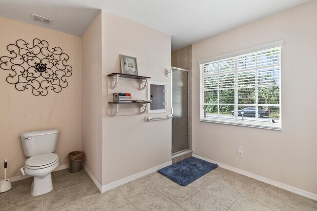 Building Photo - $1,895/month ** Furnished * Annual / Short...