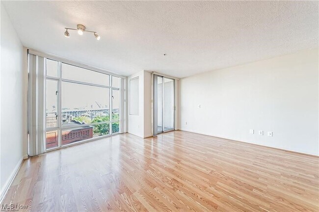 Building Photo - 2222 Detroit Ave