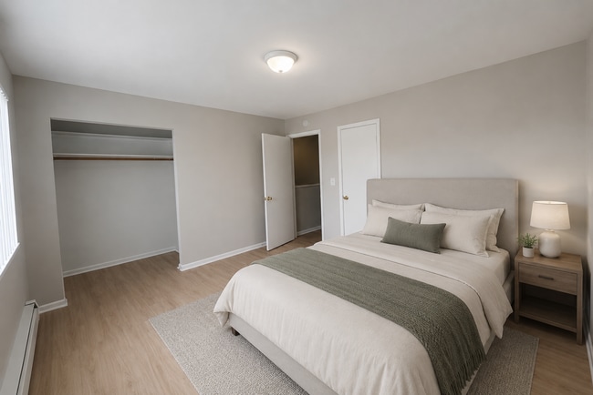 Building Photo - Newly Renovated 2 Bed, 1.5 Bath Townhome – Prime Location Near 28th Street