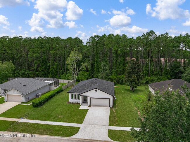 Building Photo - 213 Deportivo Dr